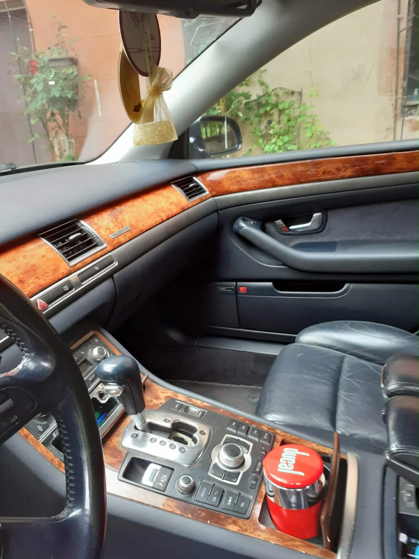 Audi A8 4.0 , снимка 9 - Автомобили и джипове - 54585182