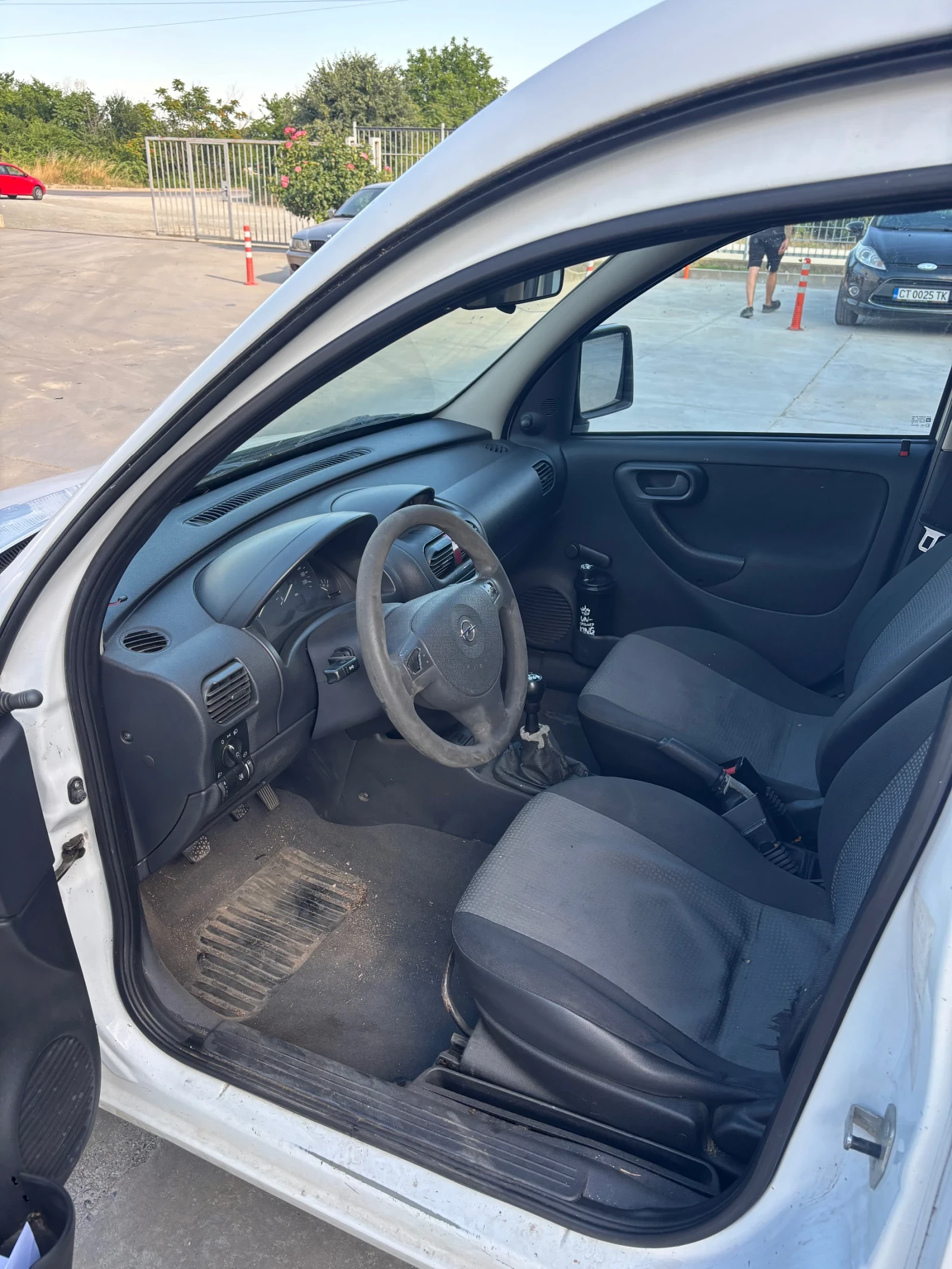 Opel Combo 1.3cdti с климатик, снимка 5 - Автомобили и джипове - 55016654