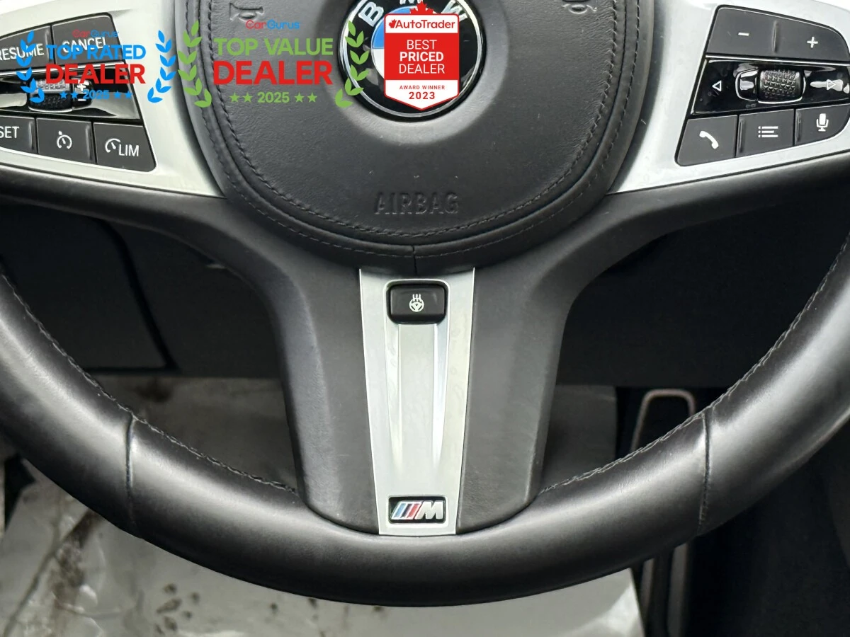 BMW 330 ixDrive M Sport, снимка 10 - Автомобили и джипове - 55299378