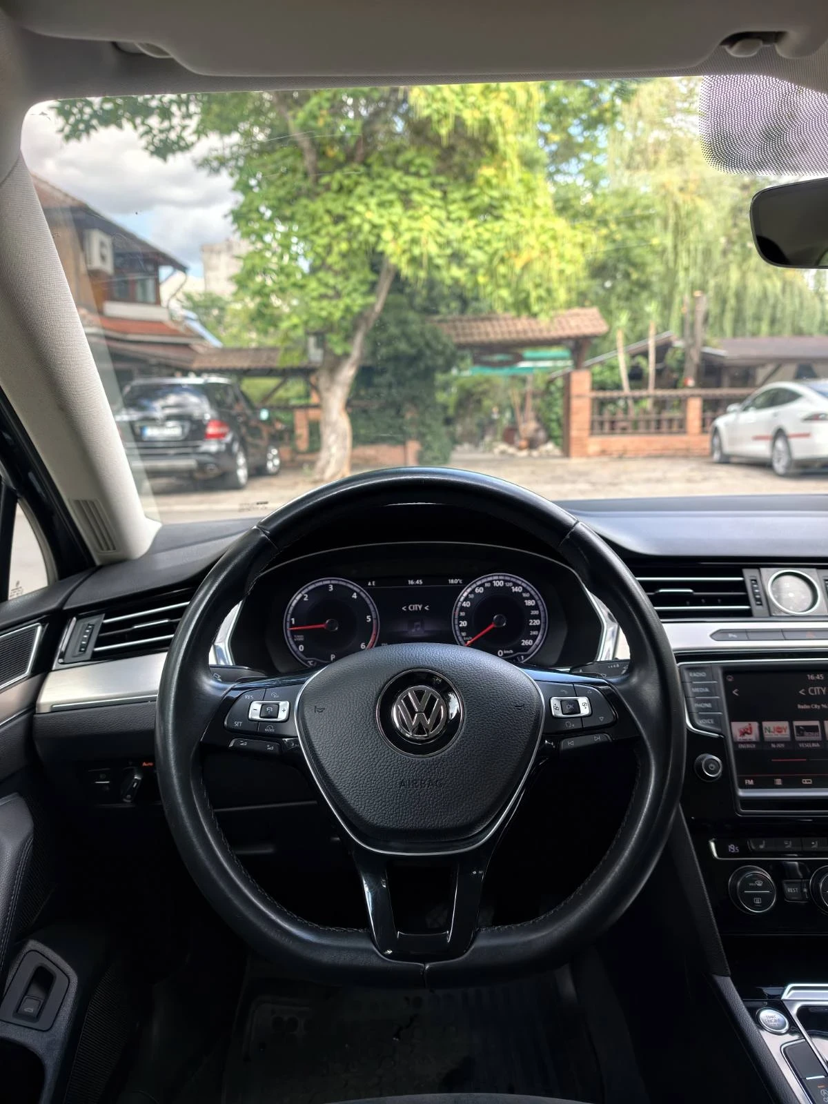VW Passat 2.0  190 К. С. DIGITAL , снимка 9 - Автомобили и джипове - 55596622