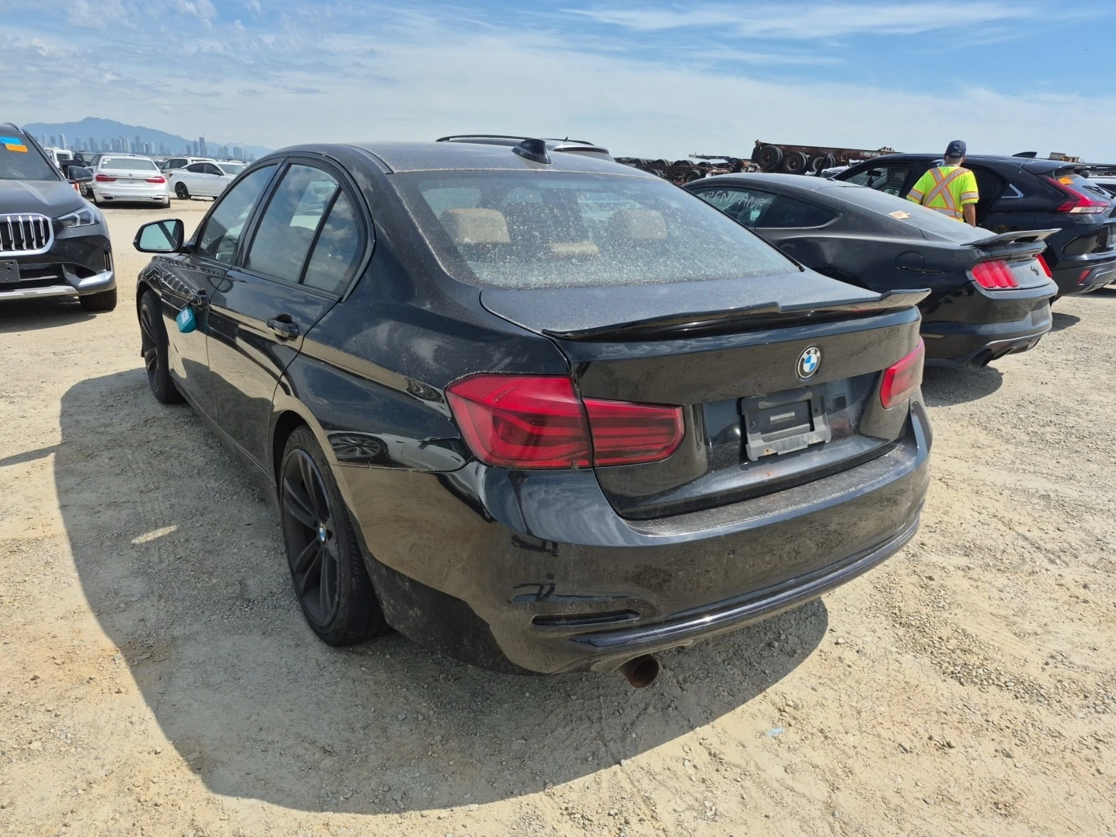 BMW 330 * 330I XDRIVE * АВТОКРЕДИТ БЕЗ ПЪРВОНАЧАЛНА ВНОСКА, снимка 4 - Автомобили и джипове - 55891820