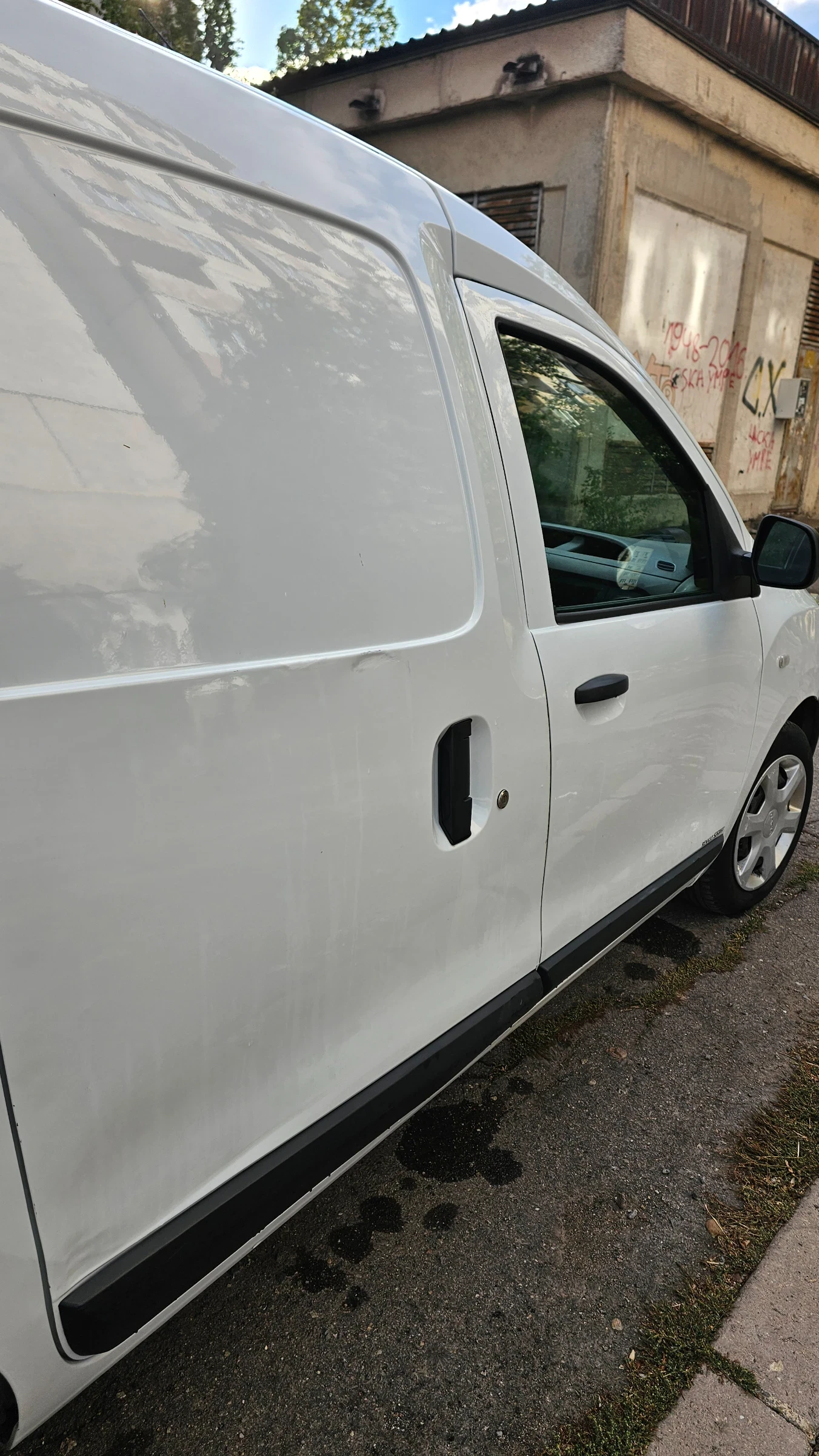 Dacia Dokker, снимка 9 - Автомобили и джипове - 56415709
