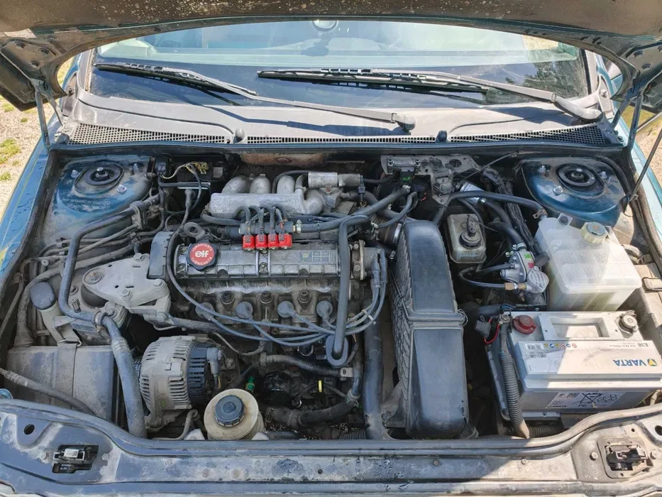 Renault Laguna 2.0 , снимка 6 - Автомобили и джипове - 56733714