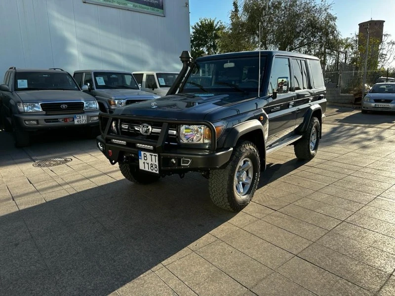 Toyota Land cruiser GRJ76, снимка 1 - Автомобили и джипове - 47289803