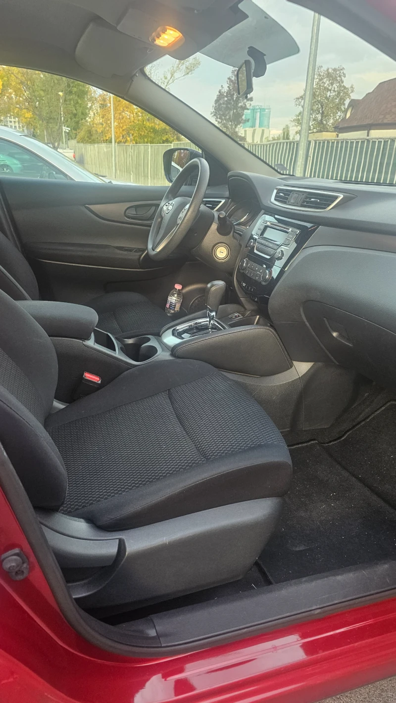 Nissan Qashqai, снимка 7 - Автомобили и джипове - 52186880