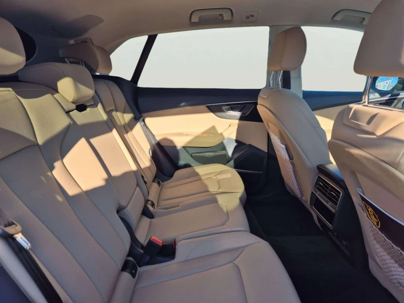 Audi Q8 3.0 I, снимка 9 - Автомобили и джипове - 53268513