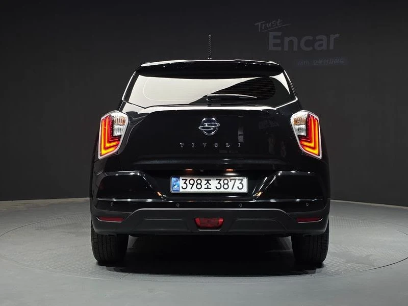SsangYong Tivoli 1.5 Automatic, снимка 4 - Автомобили и джипове - 55749575