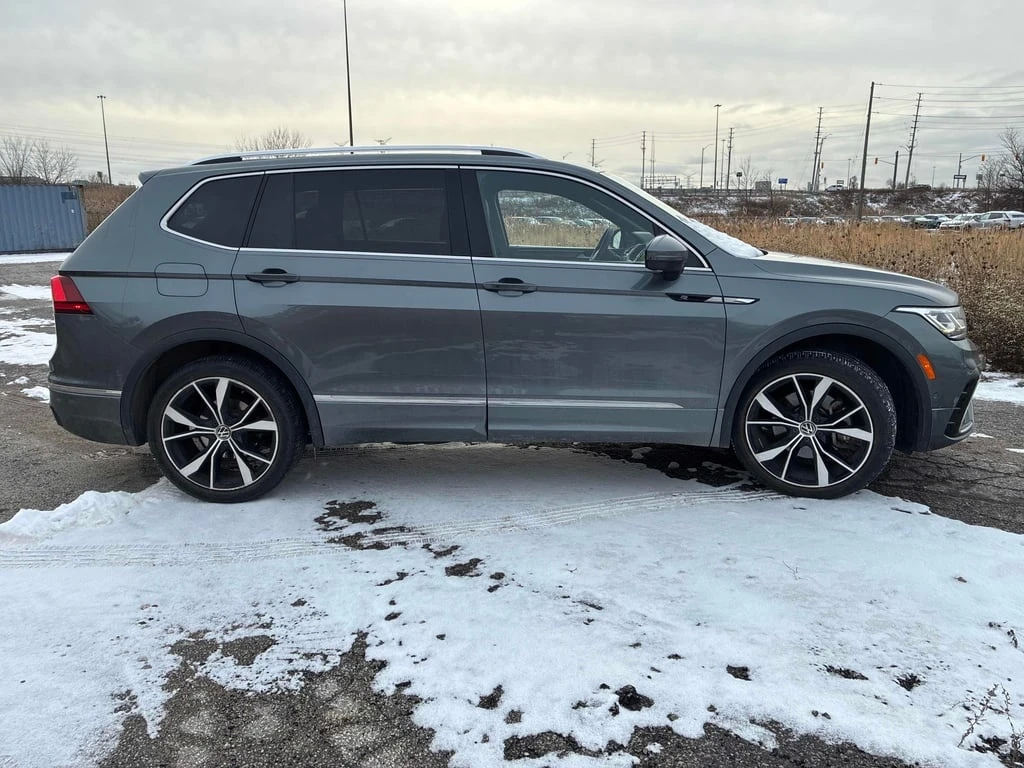 VW Tiguan Highline R Line  CARFAX - изображение 9