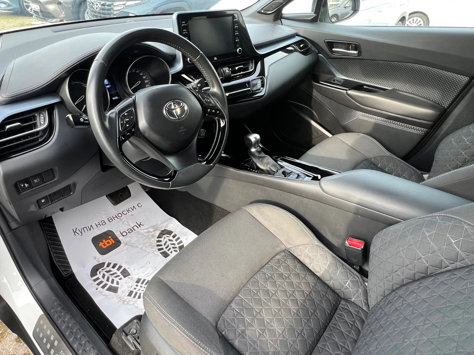 Toyota C-HR 1.8/HYBRID - изображение 6