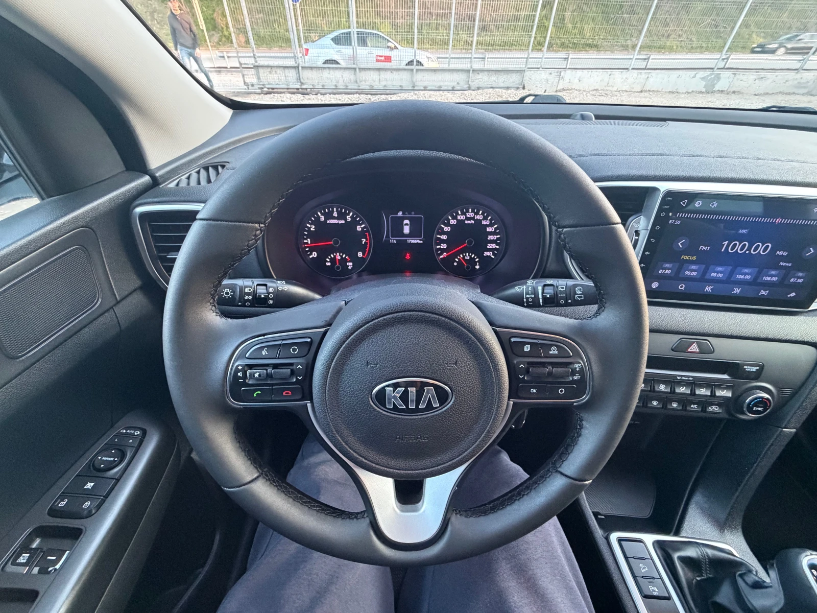 Kia Sportage 1.6BENZIN* TOP* EVRO6 | Mobile.bg � ����������� 14