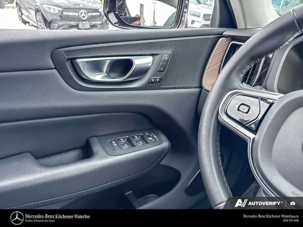 Volvo XC60 ПАНОРАМА/ПРЕДСТАВИТЕЛСТВО/ЦЕНА ДО БЪЛГАРИЯ , снимка 8 - Автомобили и джипове - 53912975