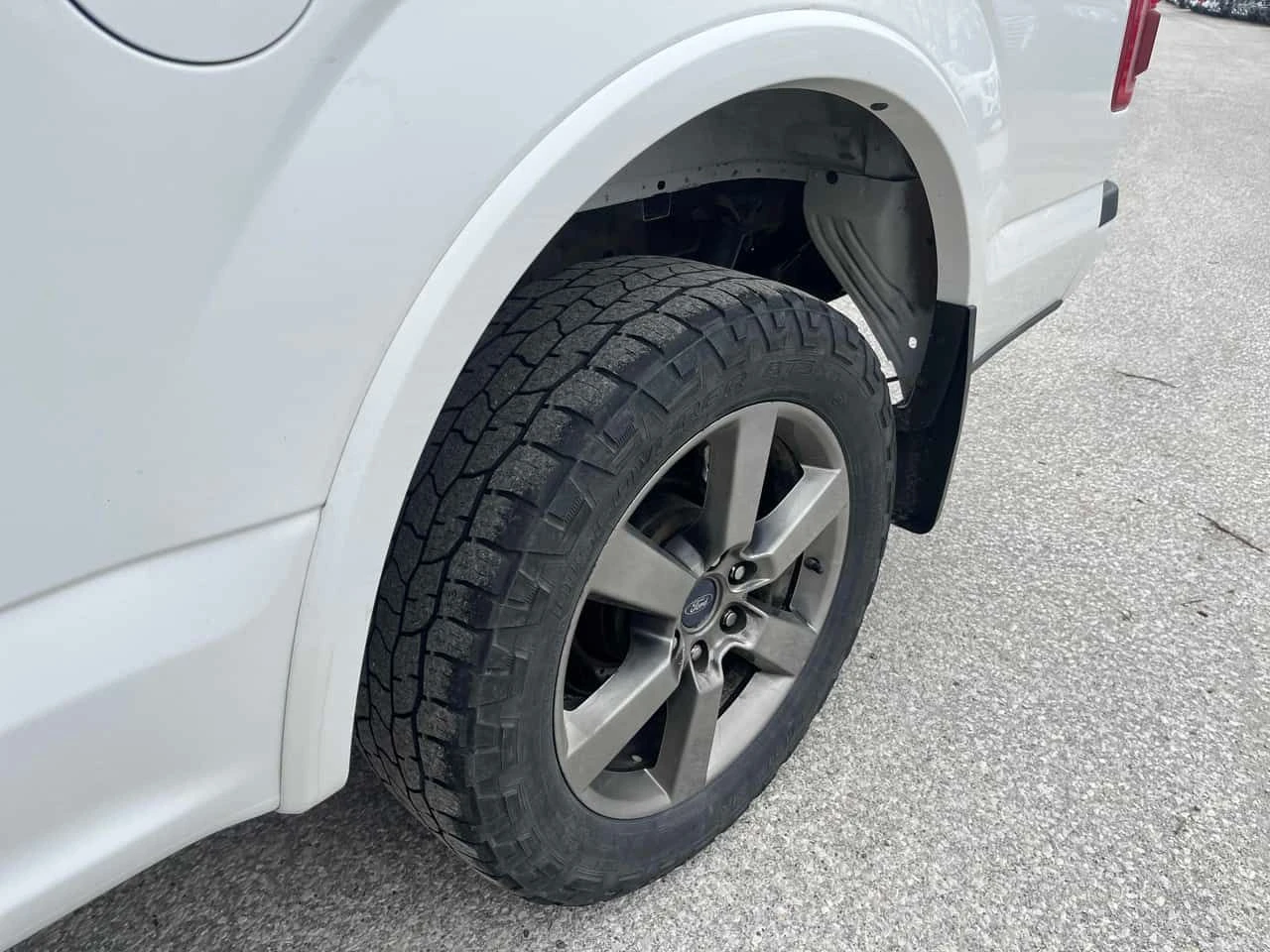 Ford F150 * 4WD SuperCrew 157"* 2 КЛЮЧА* PANO* ПОДГРЕВ* , снимка 16 - Автомобили и джипове - 54083975