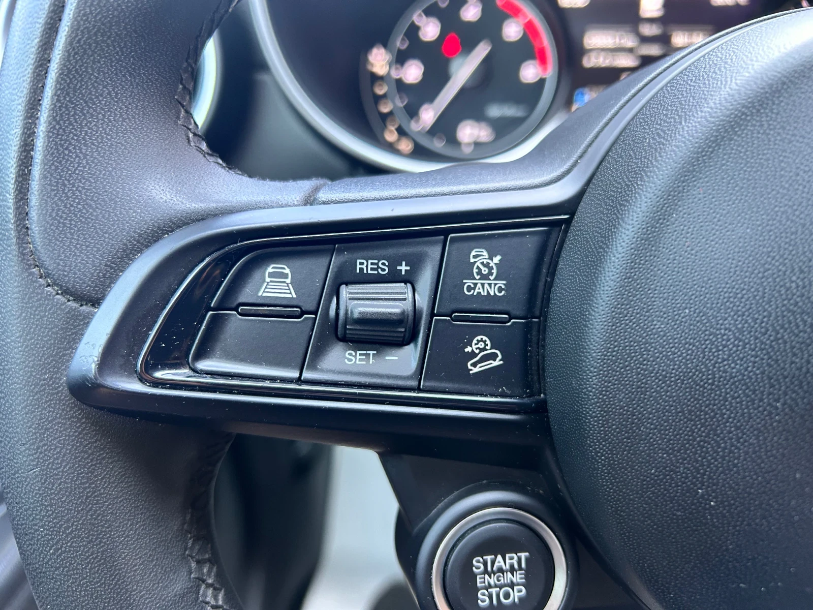 Alfa Romeo Stelvio 2.2 JTDM 92000км!!! EURO 6D, снимка 11 - Автомобили и джипове - 54737631