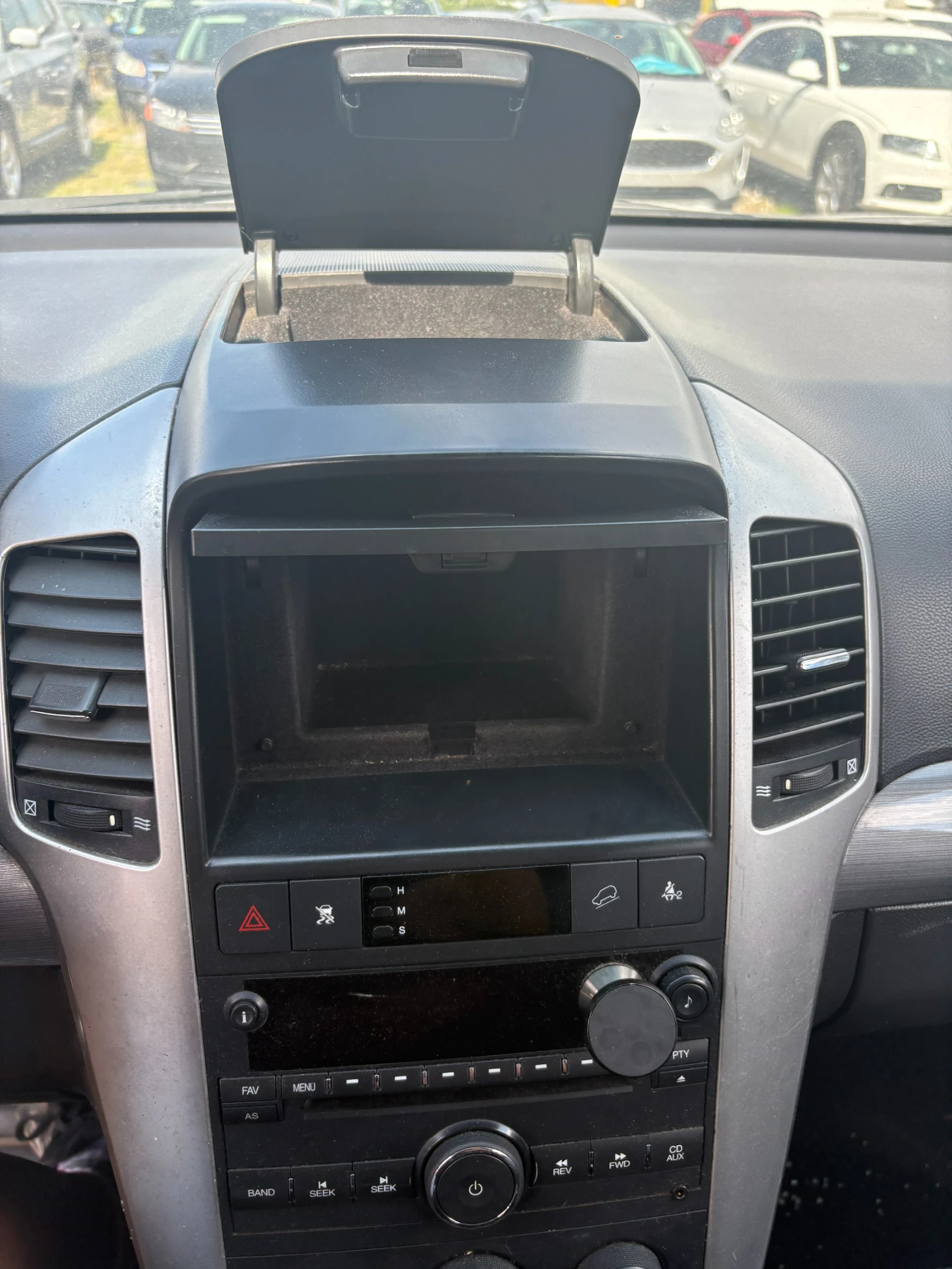 Chevrolet Captiva 2.0, снимка 8 - Автомобили и джипове - 55052592