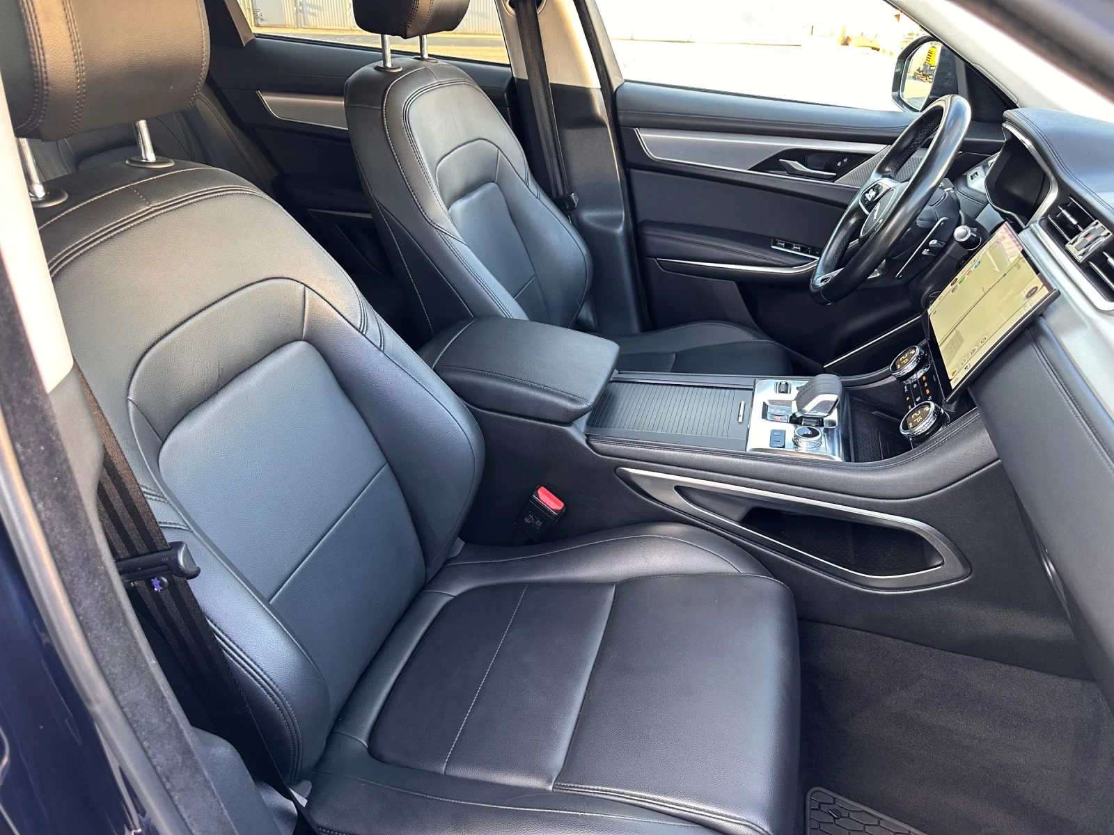 Jaguar F-PACE 2.0D FACELIFT, снимка 12 - Автомобили и джипове - 56275541
