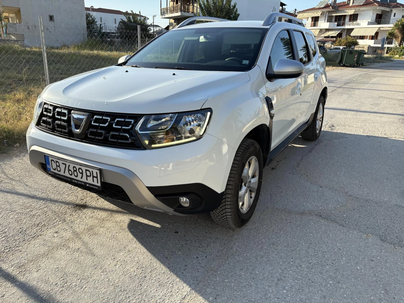 Dacia Duster 4x4, снимка 2 - Автомобили и джипове - 56575959