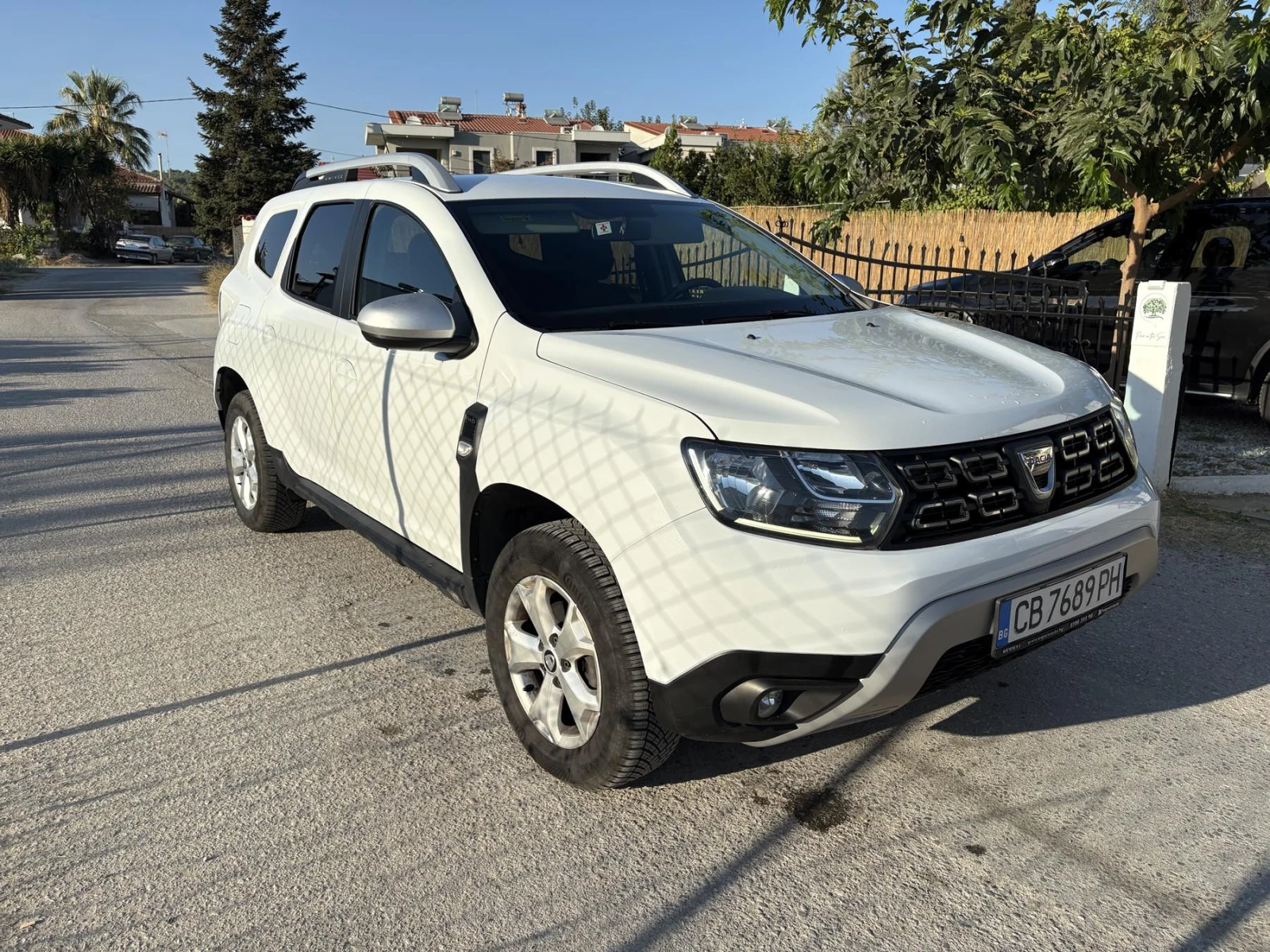 Dacia Duster 4x4, снимка 5 - Автомобили и джипове - 56575959