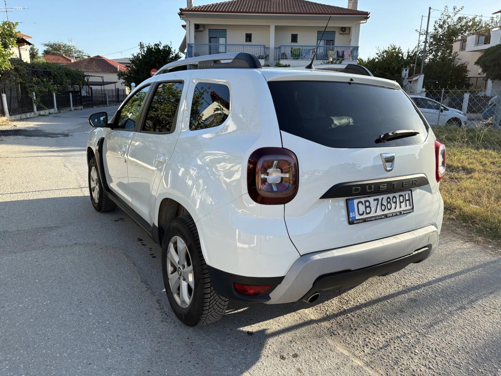 Dacia Duster 4x4, снимка 4 - Автомобили и джипове - 56575959