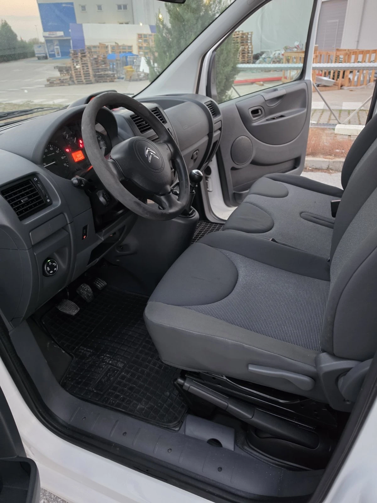 Citroen Jumpy �������� � �������� | Mobile.bg � ����������� 10