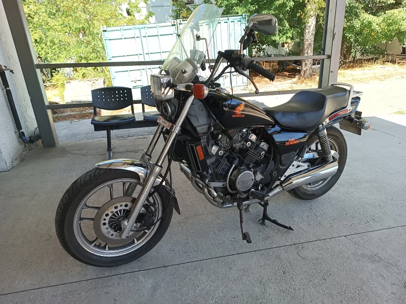 Honda Magna VF500 / V30