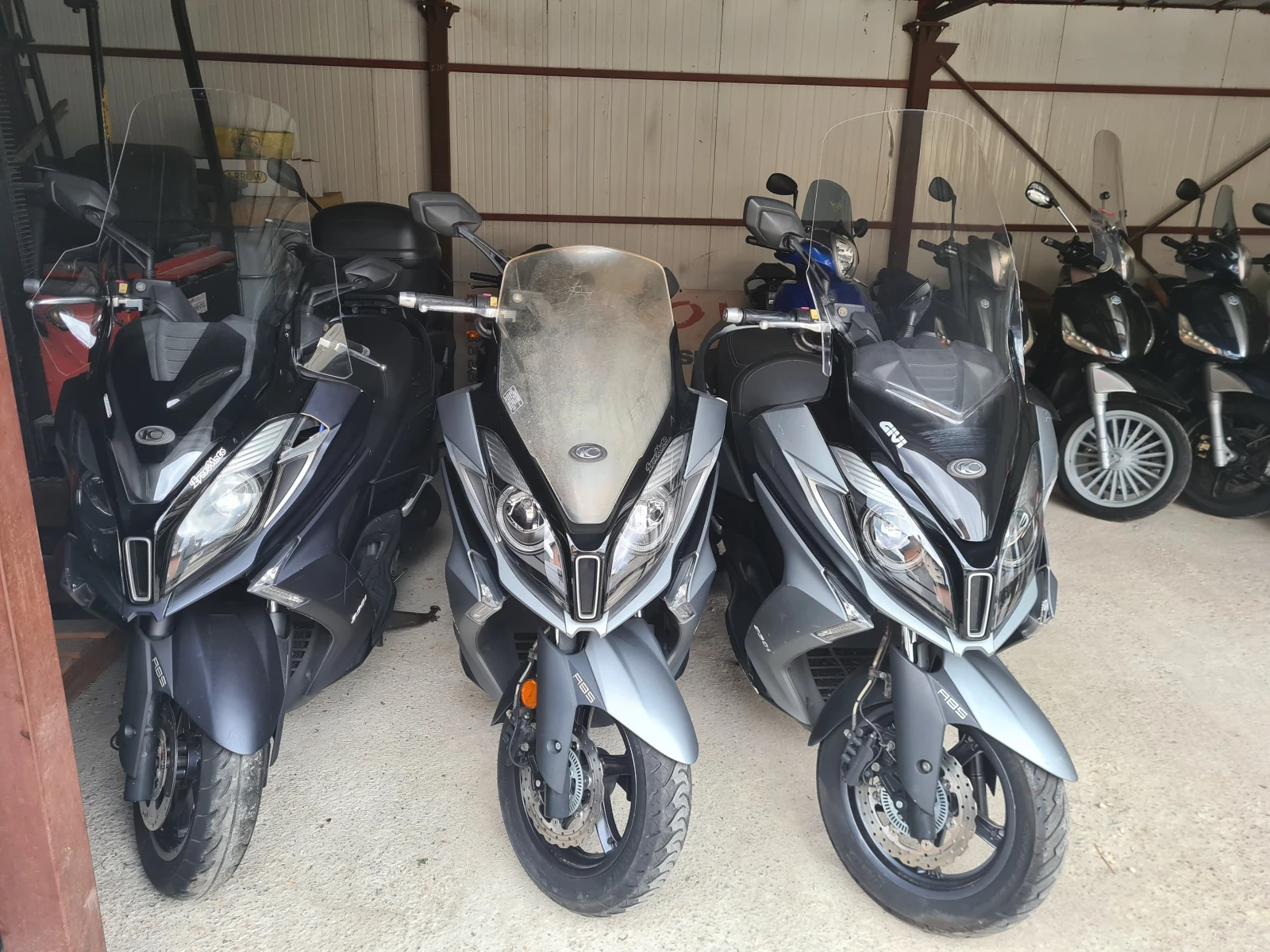 Honda Sh 300i ABS - изображение 8