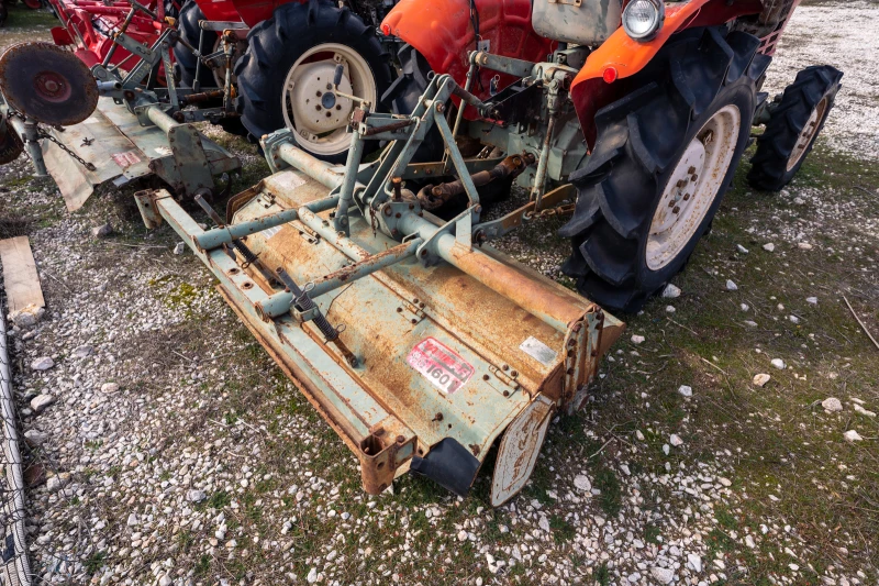 Трактор Yanmar YM2610D, снимка 4 - Селскостопанска техника - 49361695