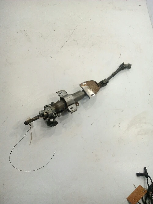 кормилен прът за волво V40