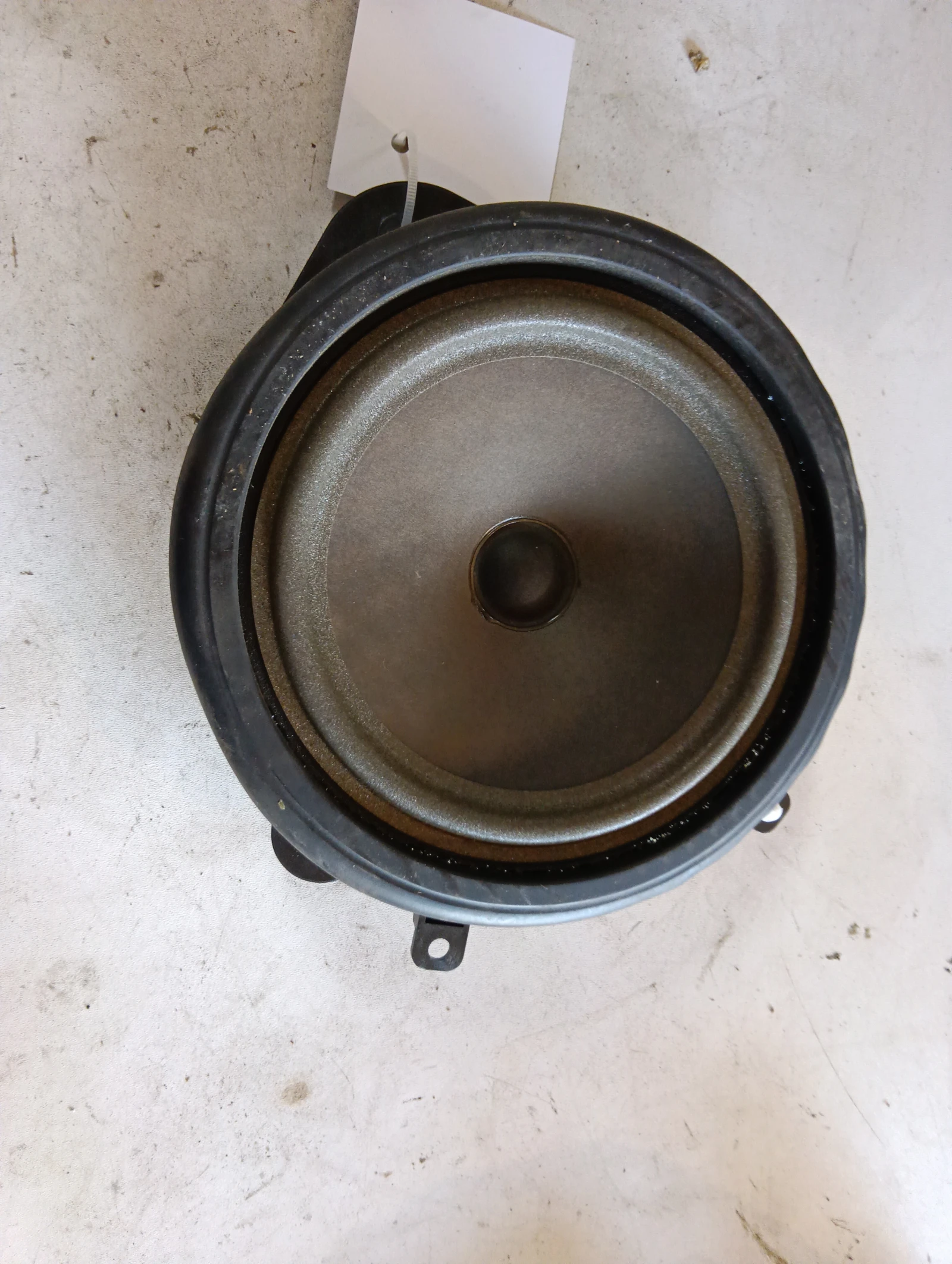 предна тонколона 8P0035411 Audi A3