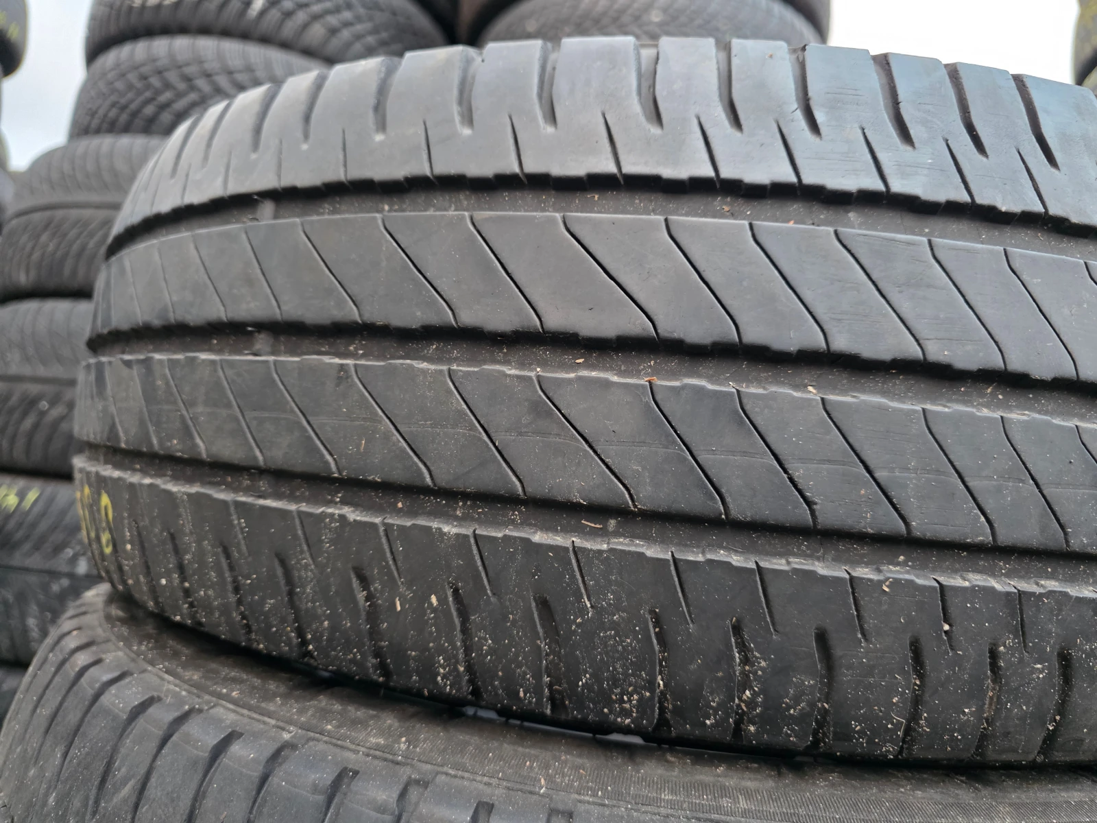 ���� 225/65R16 | Mobile.bg � ����������� 1