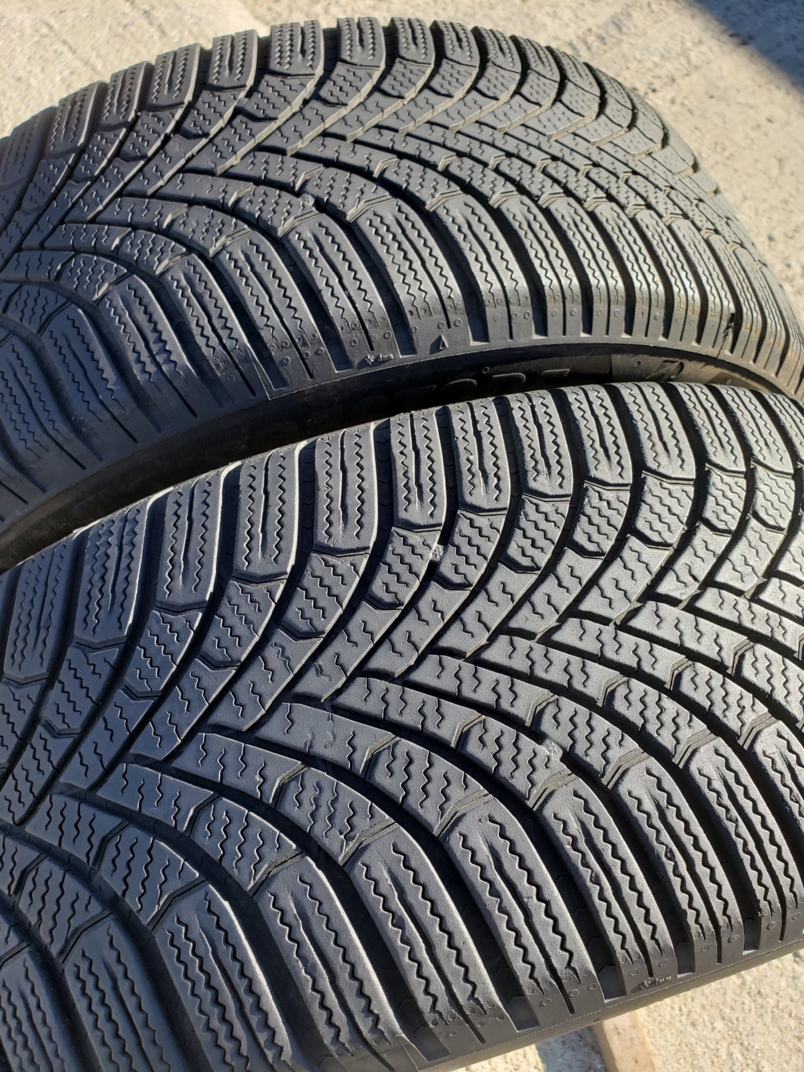 Гуми Зимни 215/55R17, снимка 3 - Гуми и джанти - 56324157
