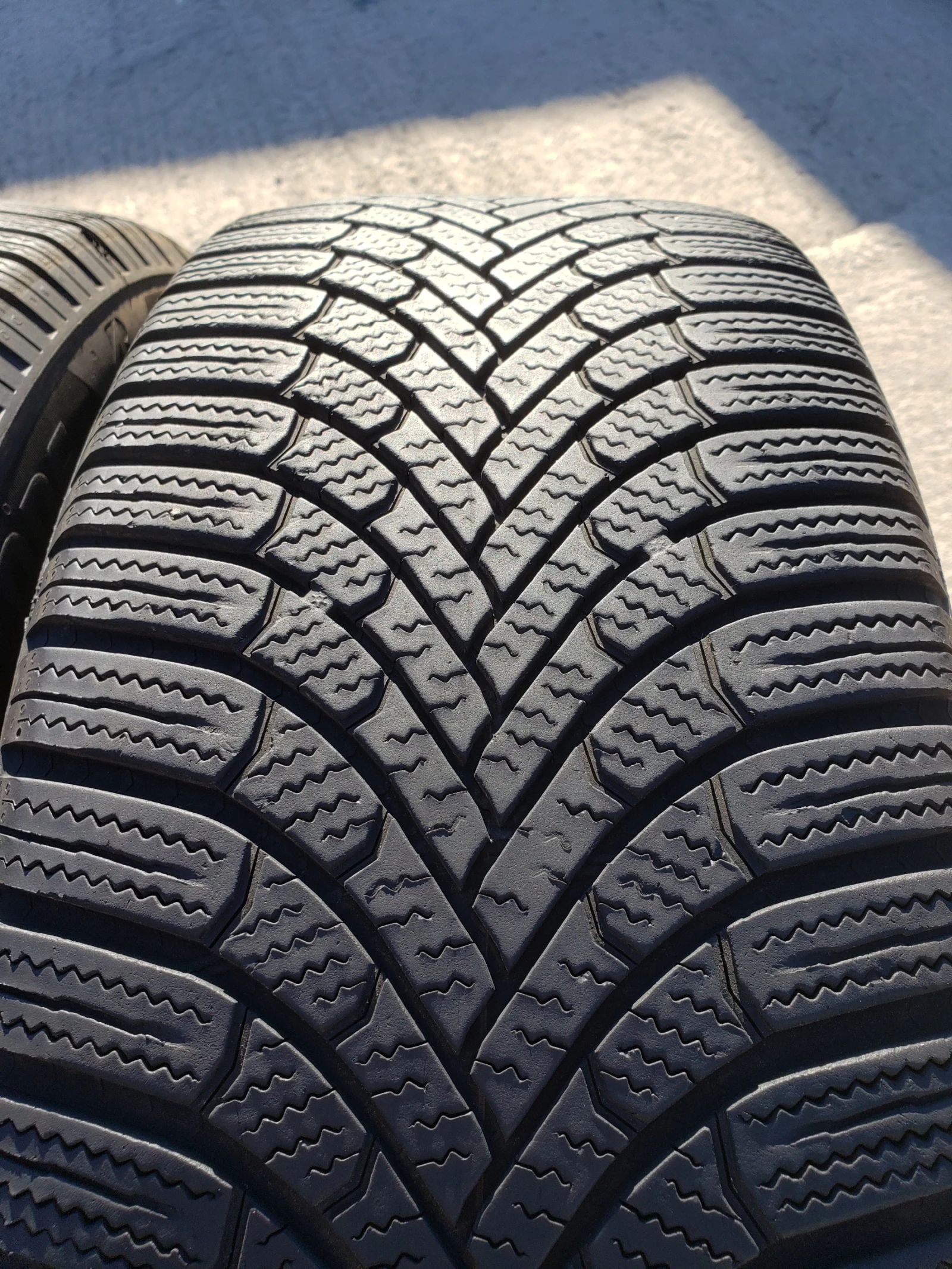 Гуми Зимни 215/55R17