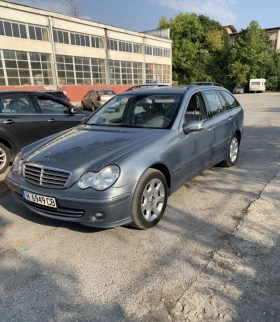     Mercedes-Benz 220 CDI