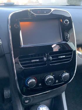 Renault Clio - 5500 € / 10757.07 лв. - 74654533 3
