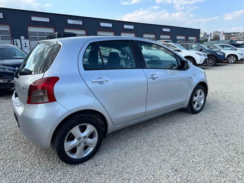 Toyota Yaris 1.4 D4D, снимка 7 - Автомобили и джипове - 47316145