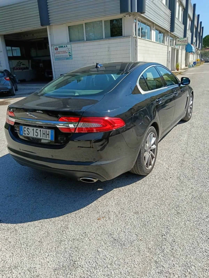 Jaguar Xf 2.2d, снимка 3 - Автомобили и джипове - 47384963