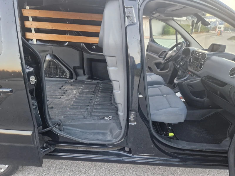 Citroen Berlingo 1, 6HDI, 3места, Navi, снимка 11 - Автомобили и джипове - 47681800