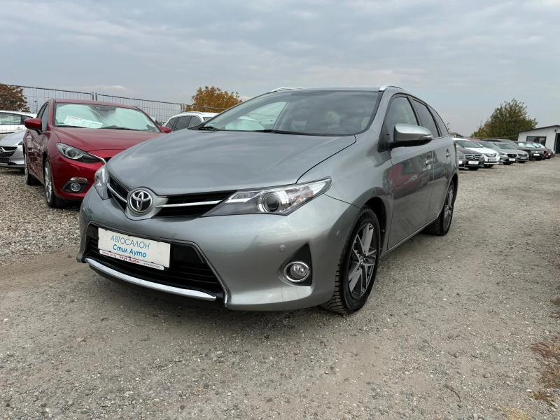 Toyota Auris 1.6 i, снимка 1 - Автомобили и джипове - 47778499