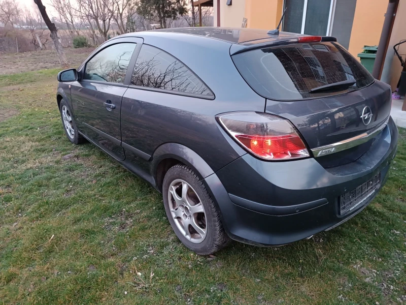 Opel Astra 1.8 140 кс, снимка 10 - Автомобили и джипове - 48897096