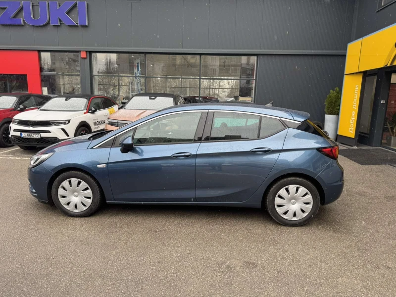 Opel Astra 1.6 CDTI, снимка 3 - Автомобили и джипове - 48966525