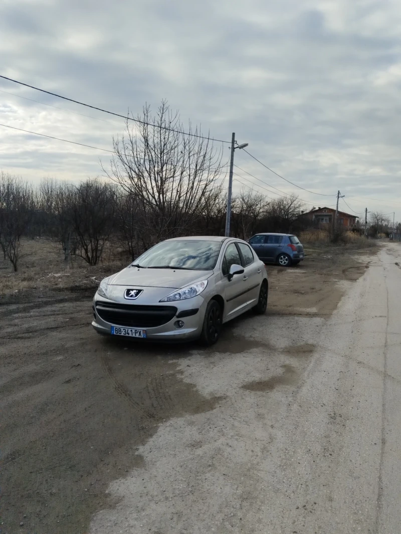 Peugeot 207 1.4 i, снимка 1 - Автомобили и джипове - 49145242