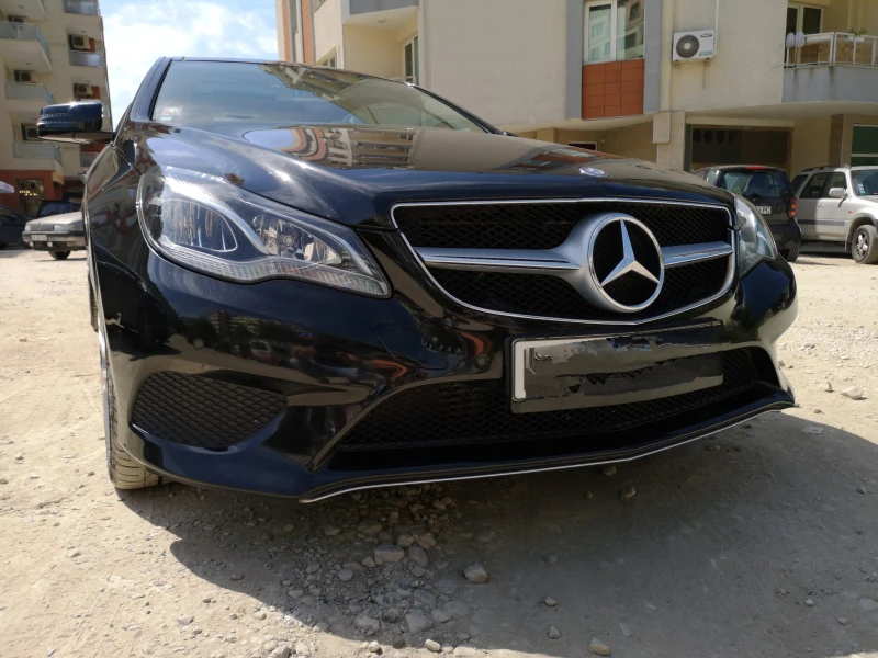 Mercedes-Benz E 250 Купе , снимка 5 - Автомобили и джипове - 52260120