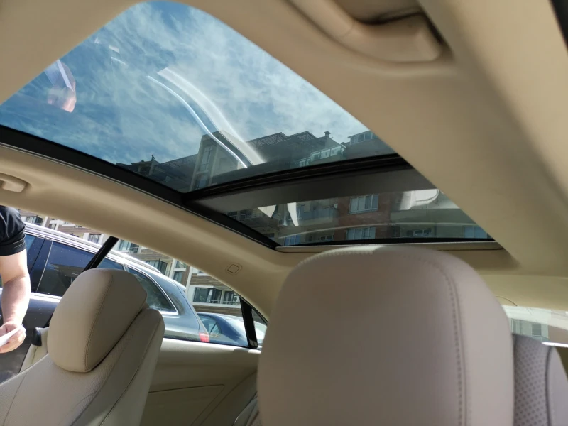 Mercedes-Benz E 250 Купе , снимка 7 - Автомобили и джипове - 52260120