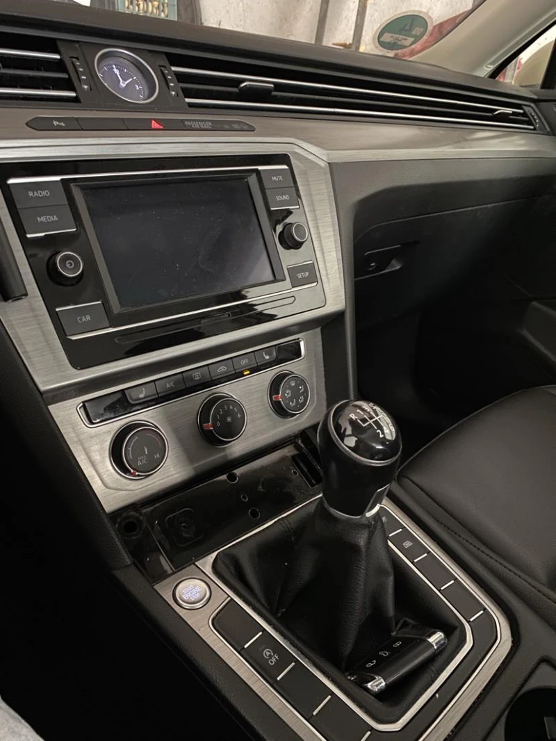 VW Passat B8, снимка 15 - Автомобили и джипове - 52282661