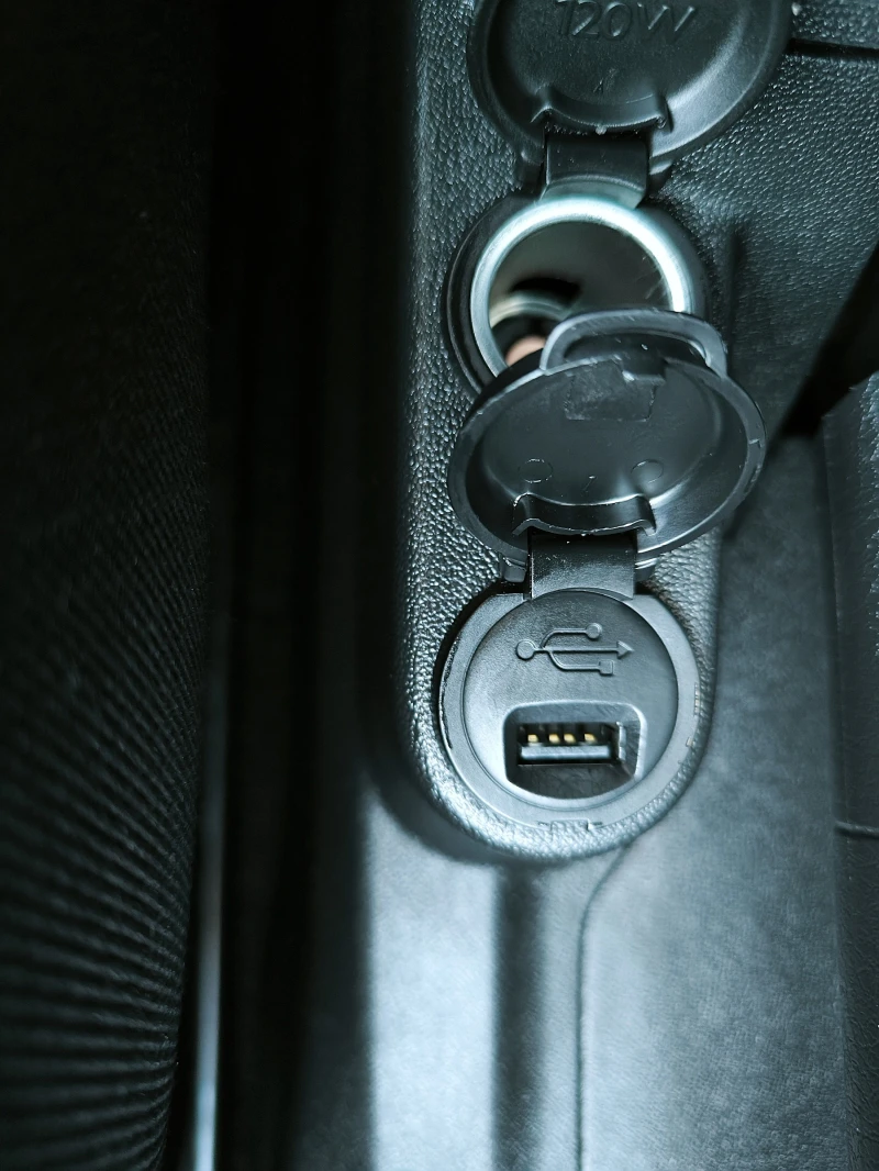 Citroen C-Elysee 1.5 blueHDI EURO6 LED, снимка 16 - Автомобили и джипове - 52869422