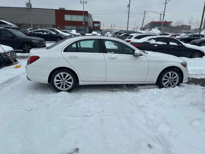 Mercedes-Benz C 300 * CARFAX * БЕЗ ПЪРВОНАЧАЛНА ВНОСКА, снимка 3 - Автомобили и джипове - 53091058