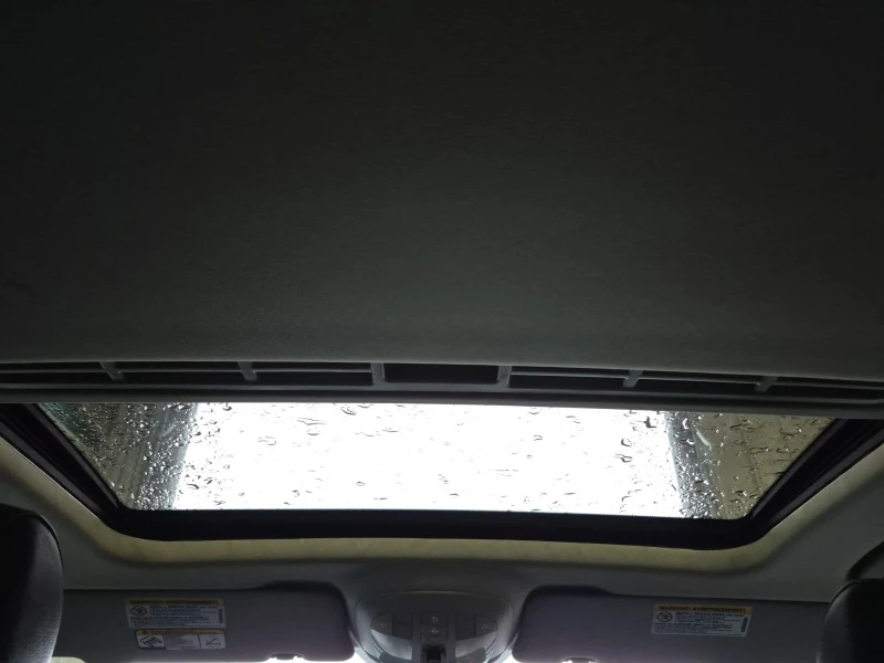 Mercedes-Benz ML 550 4Matic * * Обдухване * * Регулируемо окачване * * , снимка 9 - Автомобили и джипове - 53329508