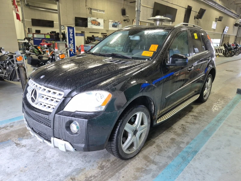 Mercedes-Benz ML 550 4Matic * * Обдухване * * Регулируемо окачване * * , снимка 2 - Автомобили и джипове - 53329508