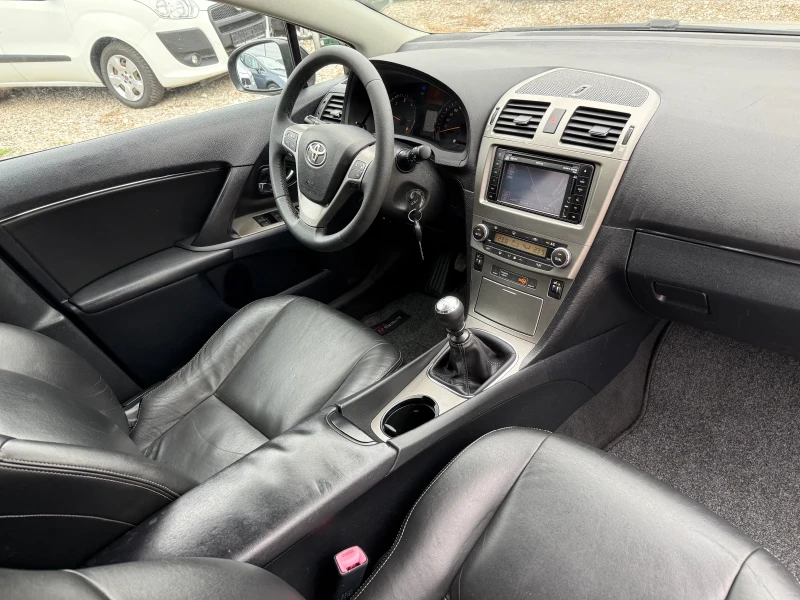 Toyota Avensis 2.0 D4D, снимка 10 - Автомобили и джипове - 53504026