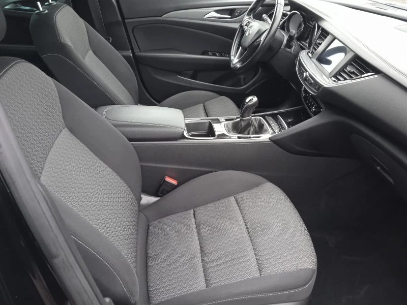 Opel Insignia 1.6crdi cosmo, снимка 8 - Автомобили и джипове - 53521964