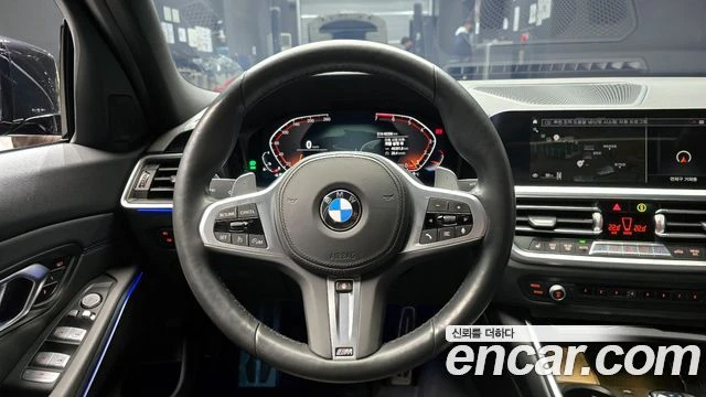 BMW 320 320i* M* SPORT* ПОДГРЕВ* НАВИГАЦИЯ* , снимка 5 - Автомобили и джипове - 54711974